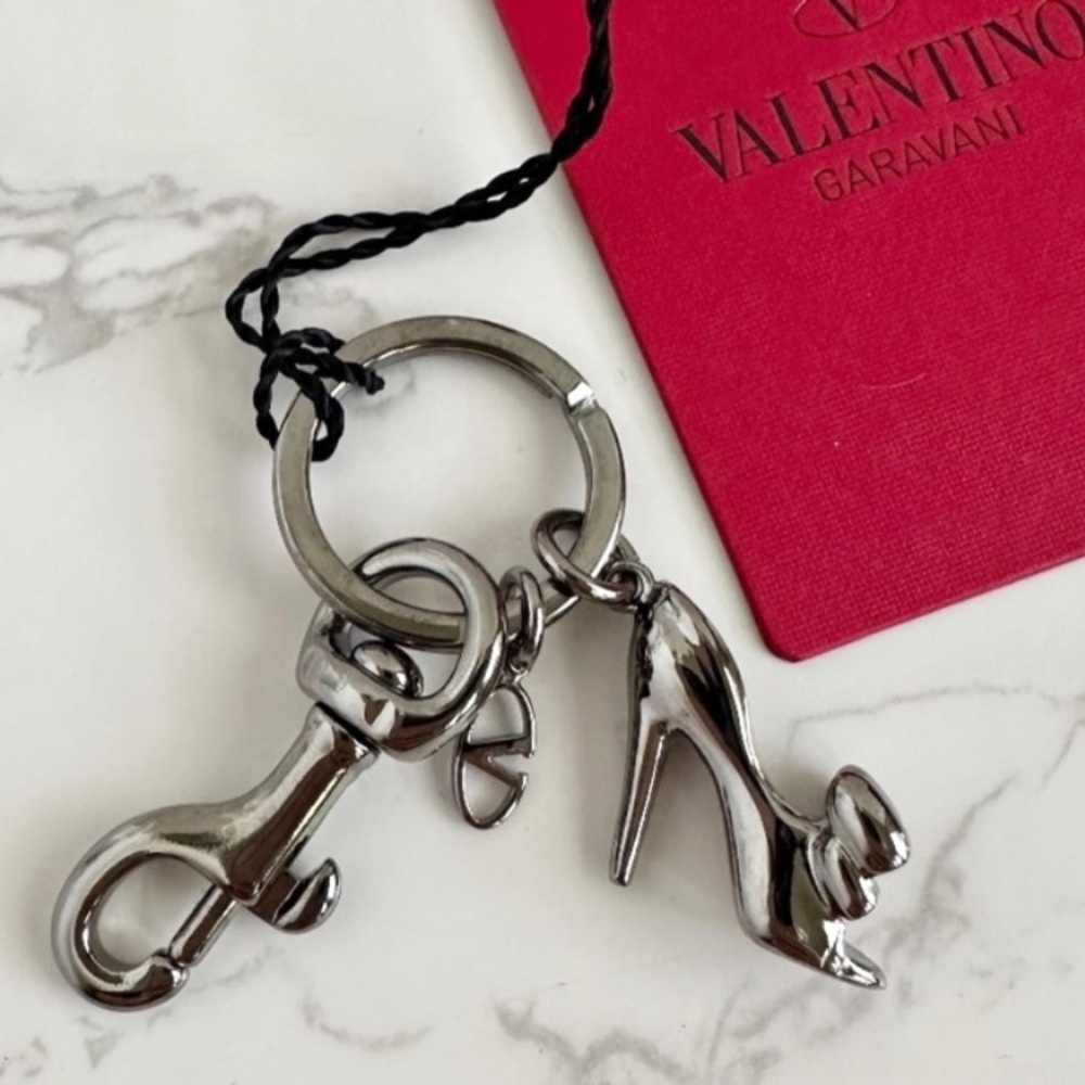 Valentino Garavani High Heel Shoe Bag Charm/Keychain - Picture 2 of 11